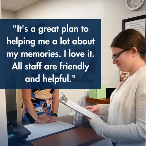 client review with photo of SLI check in desk