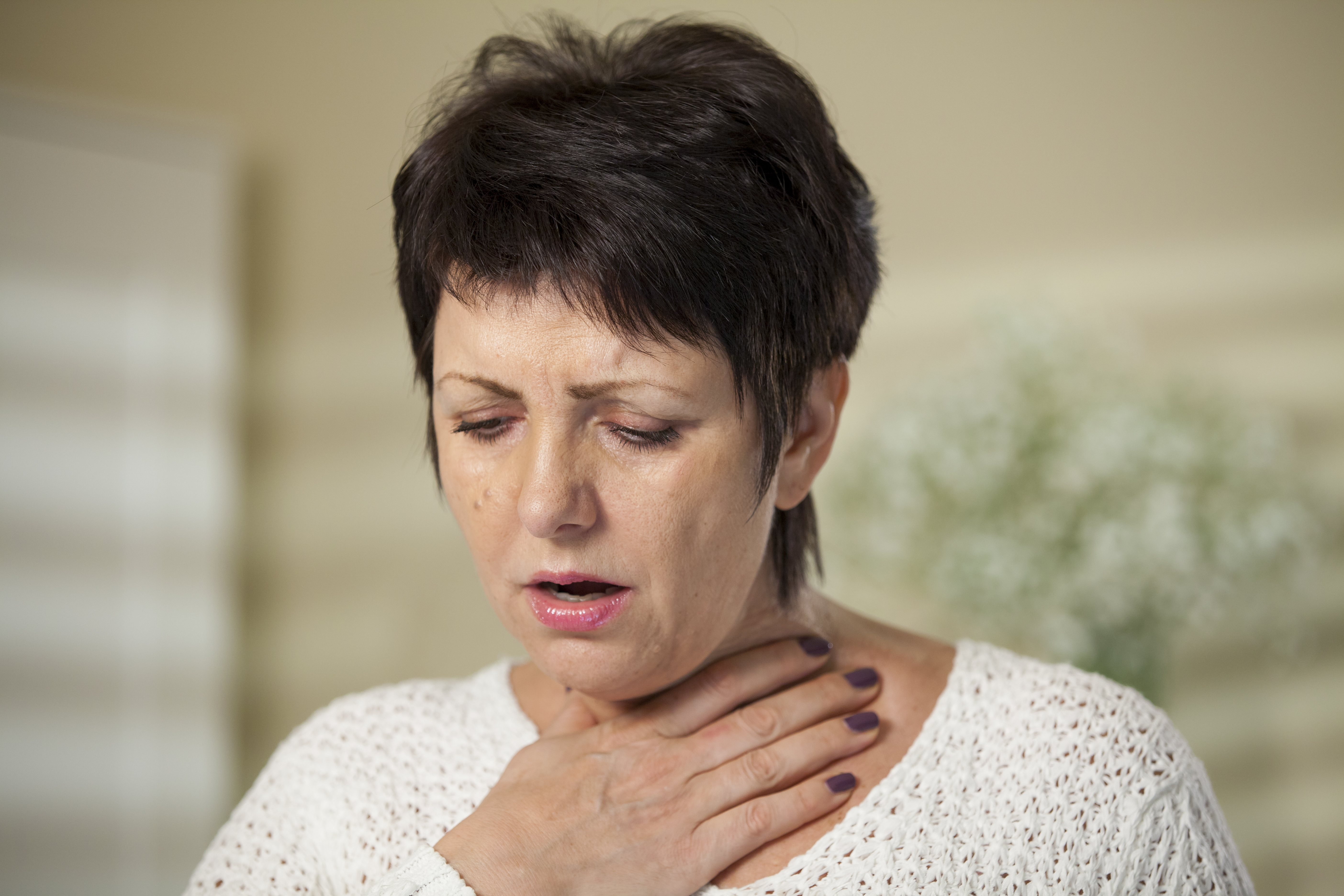 Patient having trouble swallowing pic